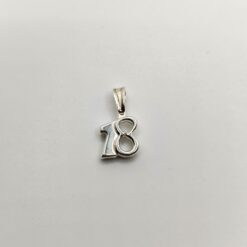 BOCCARDO GIOIELLI CIONDOLO A FORMA DI NUMERO 18
