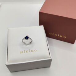 MIKIKO ANELLO CON SWAROVSKI BLU TONDO