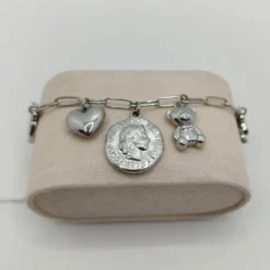 BRACCIALE URANIA CON CHARM IN ACCIAIO
