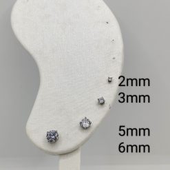 ORECCHINI A PUNTO LUCE CON GRIFFE